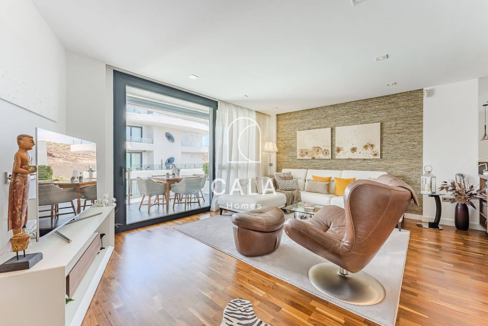 3 soveværelse Penthouse til salg i Palm-Mar med swimmingpool garage - € 795.000 (Ref: 8947526)