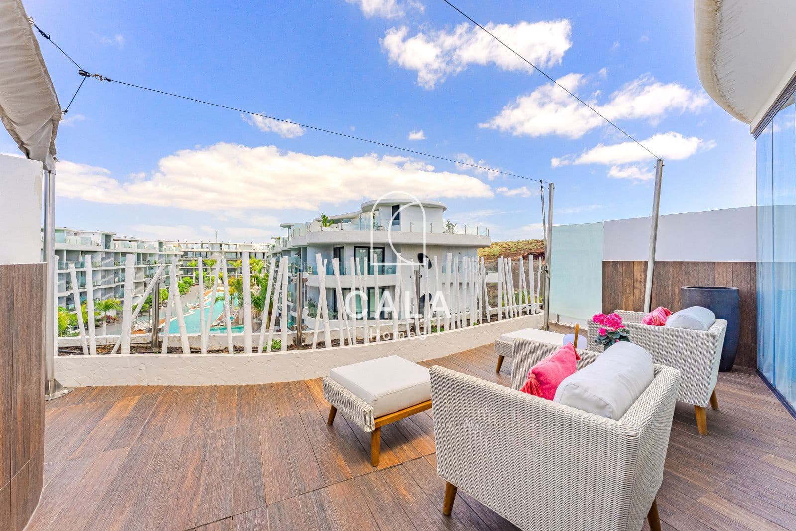 3 soveværelse Penthouse til salg i Palm-Mar med swimmingpool garage - € 795.000 (Ref: 8947526)