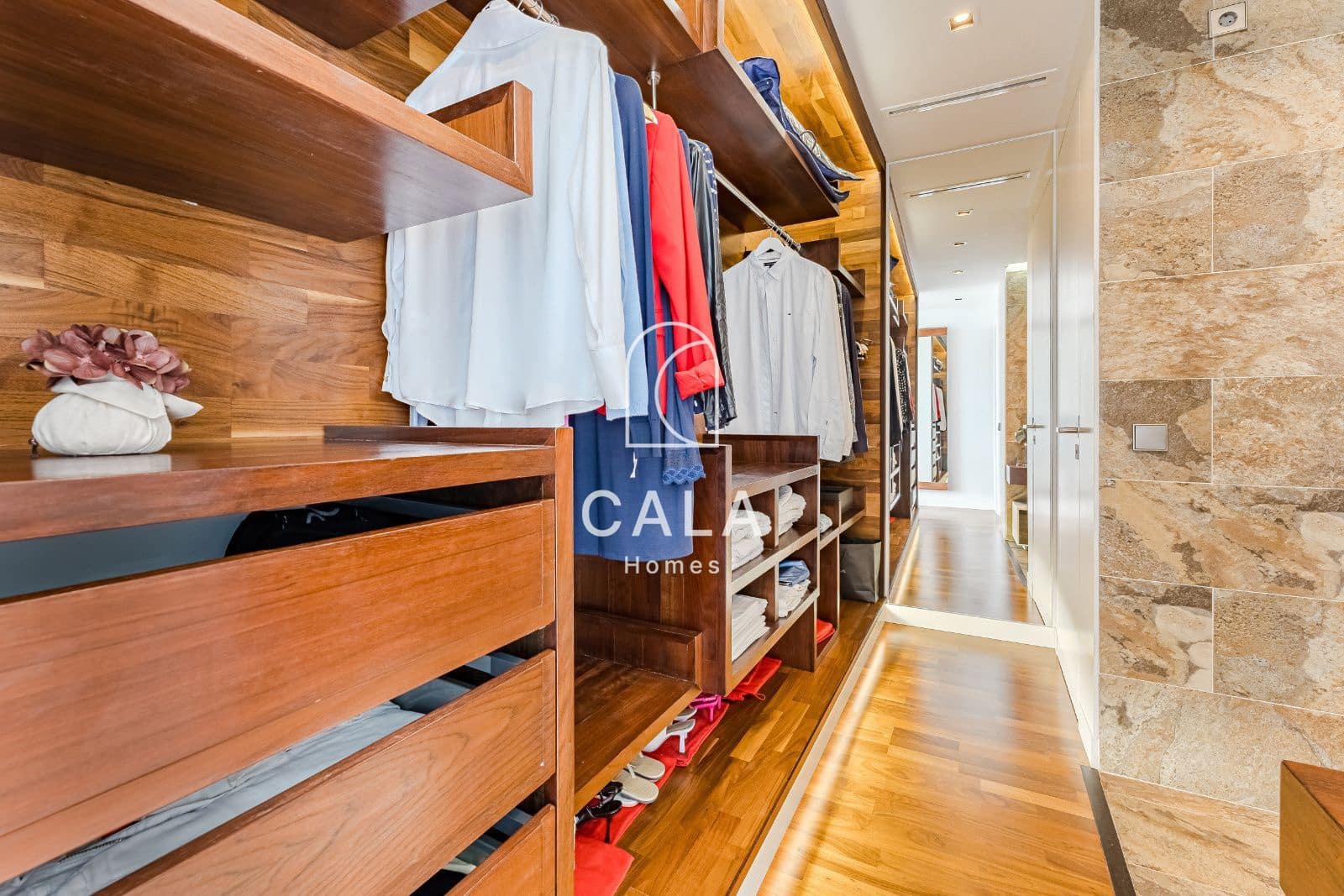 3 soveværelse Penthouse til salg i Palm-Mar med swimmingpool garage - € 795.000 (Ref: 8947526)