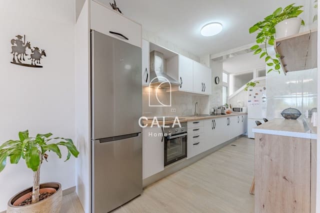 2 slaapkamer Flat te koop in Torviscas, Adeje met zwembad - € 450.000 (Ref: 8958210)