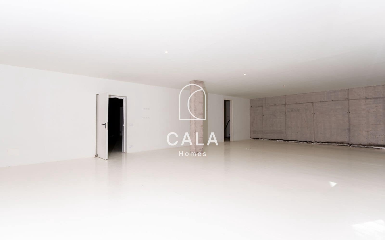 5 soverom Hus til salgs i Guia de Isora med svømmebasseng garasje - € 3 500 000 (Ref: 9002138)