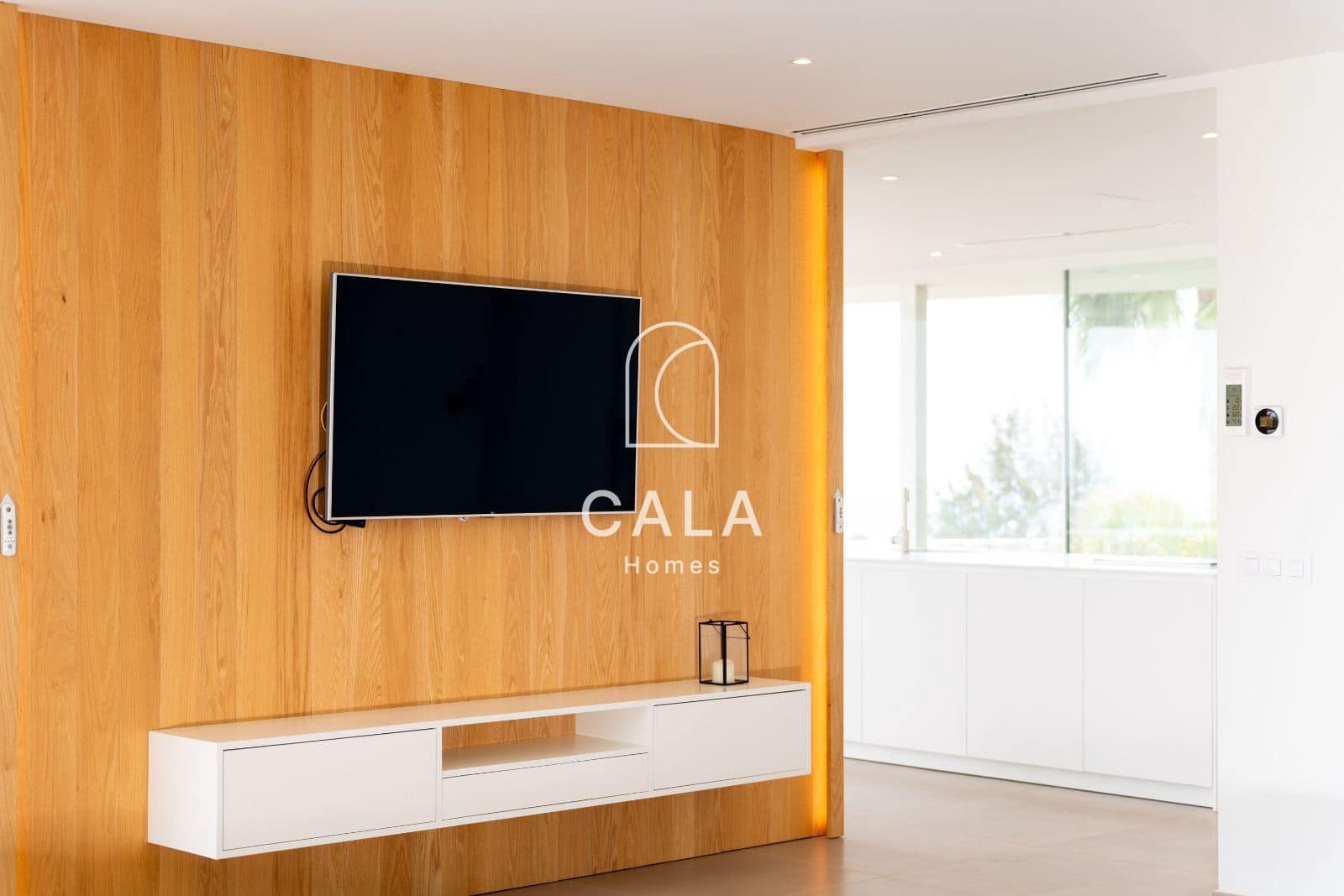 5 soverom Hus til salgs i Guia de Isora med svømmebasseng garasje - € 3 500 000 (Ref: 9002138)