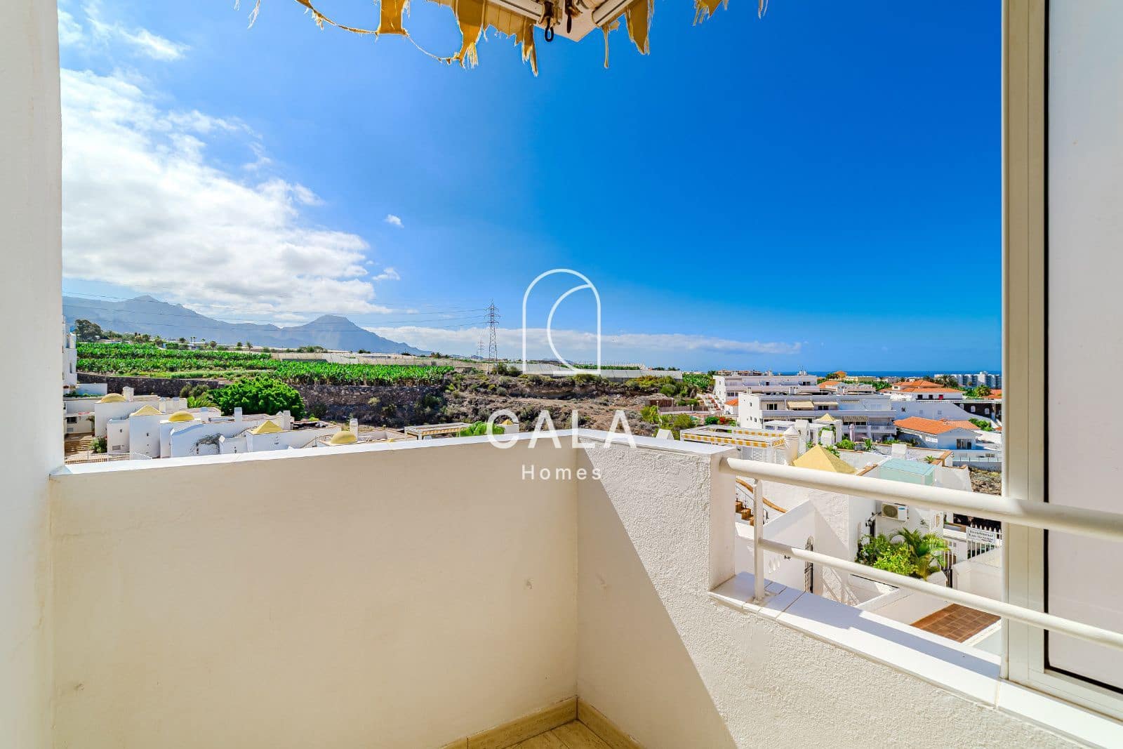 1 bedroom Penthouse for sale in Callao Salvaje with pool garage - € 268,000 (Ref: 9079807)