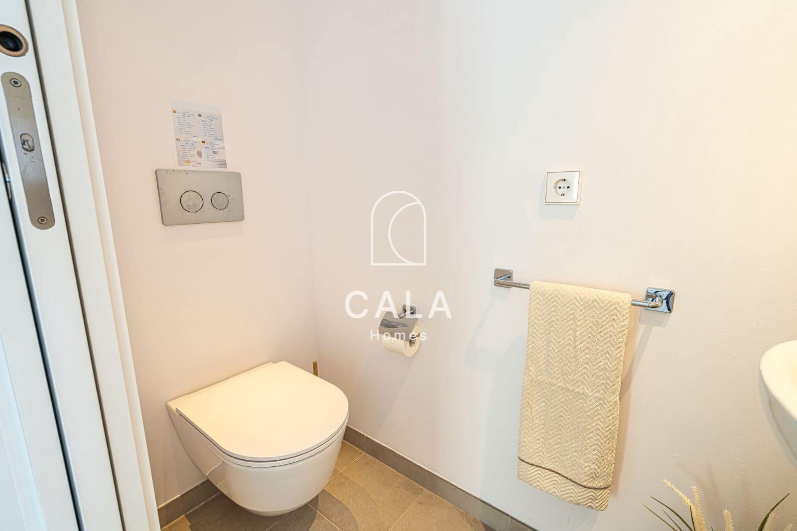 3 chambre Villa/Maison à vendre à Guia de Isora avec piscine garage - 1 890 000 € (Ref: 9097410)