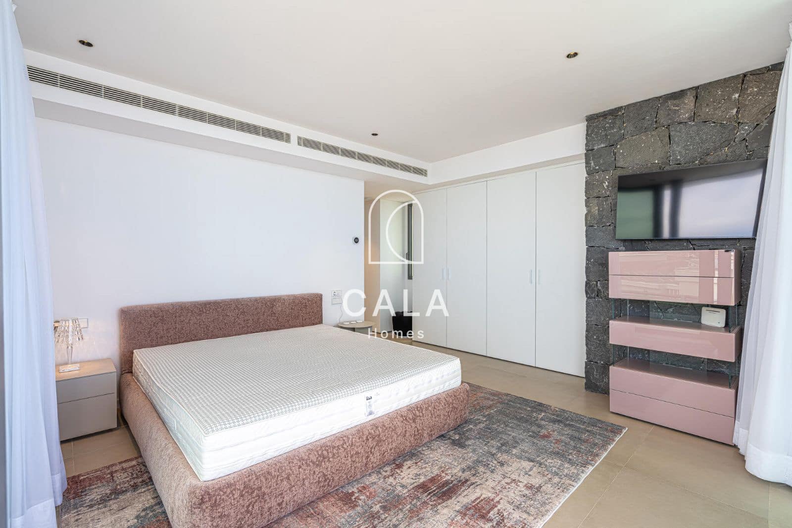 3 chambre Villa/Maison à vendre à Guia de Isora avec piscine garage - 1 890 000 € (Ref: 9097410)