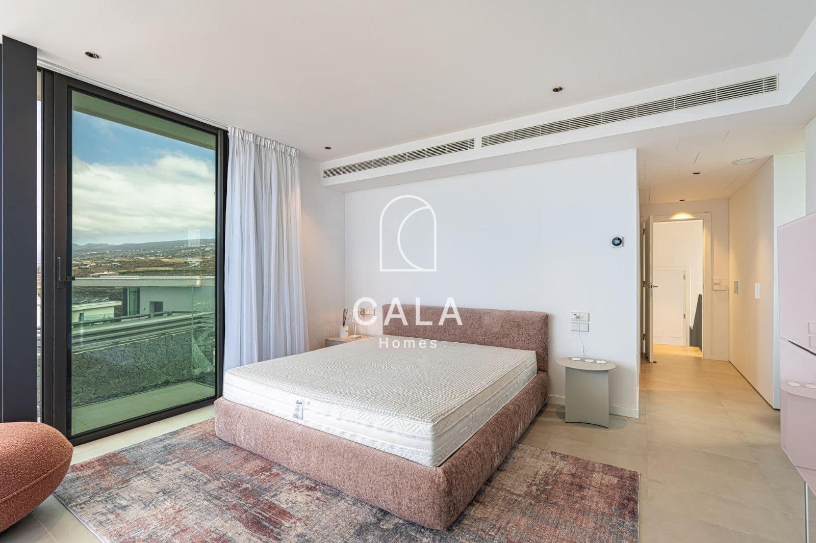 3 chambre Villa/Maison à vendre à Guia de Isora avec piscine garage - 1 890 000 € (Ref: 9097410)