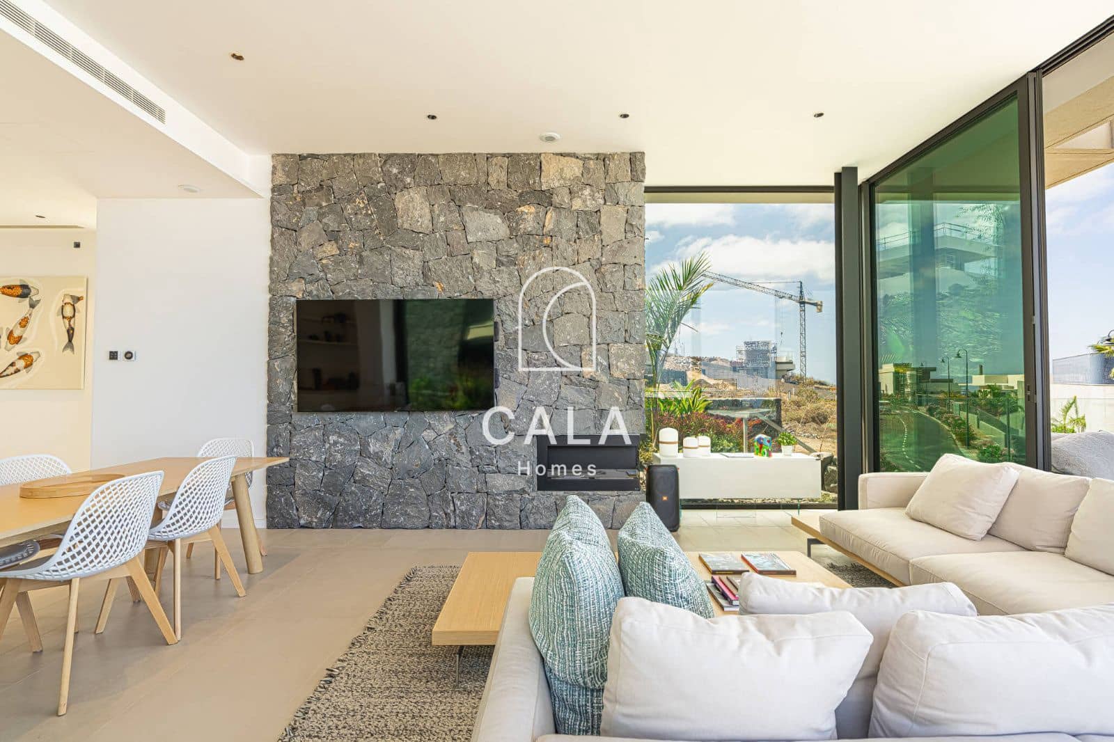 3 chambre Villa/Maison à vendre à Guia de Isora avec piscine garage - 1 890 000 € (Ref: 9097410)