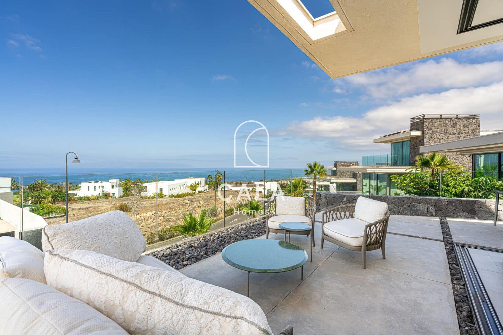 3 chambre Villa/Maison à vendre à Guia de Isora avec piscine garage - 1 890 000 € (Ref: 9097410)