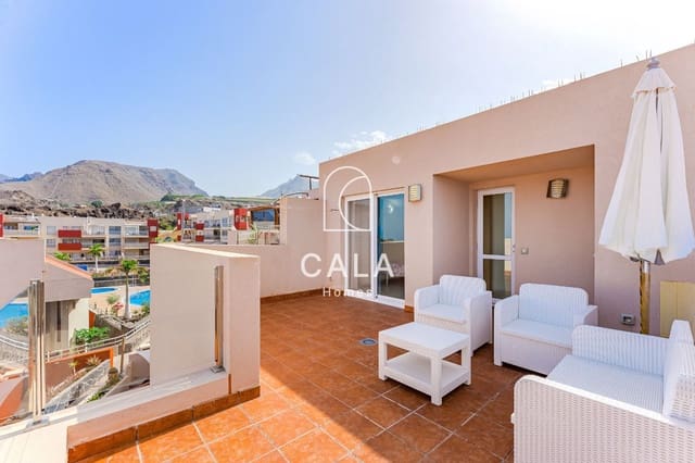 3 quarto Casa em Banda para venda em Puerto Santiago, Santiago del Teide com piscina garagem - 595 000 € (Ref: 9127689)