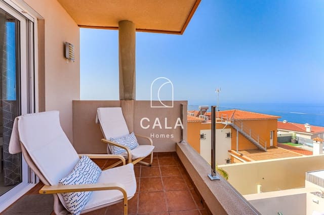 3 quarto Casa em Banda para venda em Puerto Santiago, Santiago del Teide com piscina garagem - 595 000 € (Ref: 9127689)
