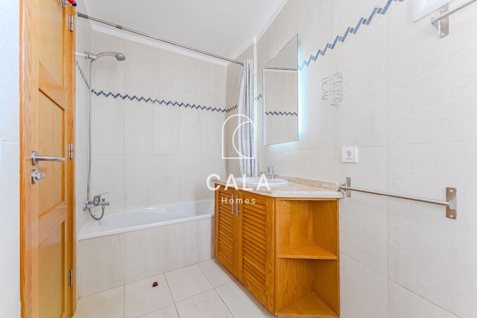 3 quarto Casa em Banda para venda em Puerto Santiago com piscina garagem - 595 000 € (Ref: 9127689)