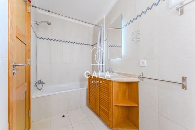3 quarto Casa em Banda para venda em Puerto Santiago, Santiago del Teide com piscina garagem - 595 000 € (Ref: 9127689)