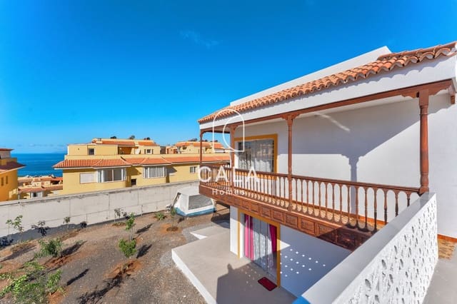 5 slaapkamer Villa te koop in Puerto Santiago, Santiago del Teide met garage - € 950.000 (Ref: 9142402)