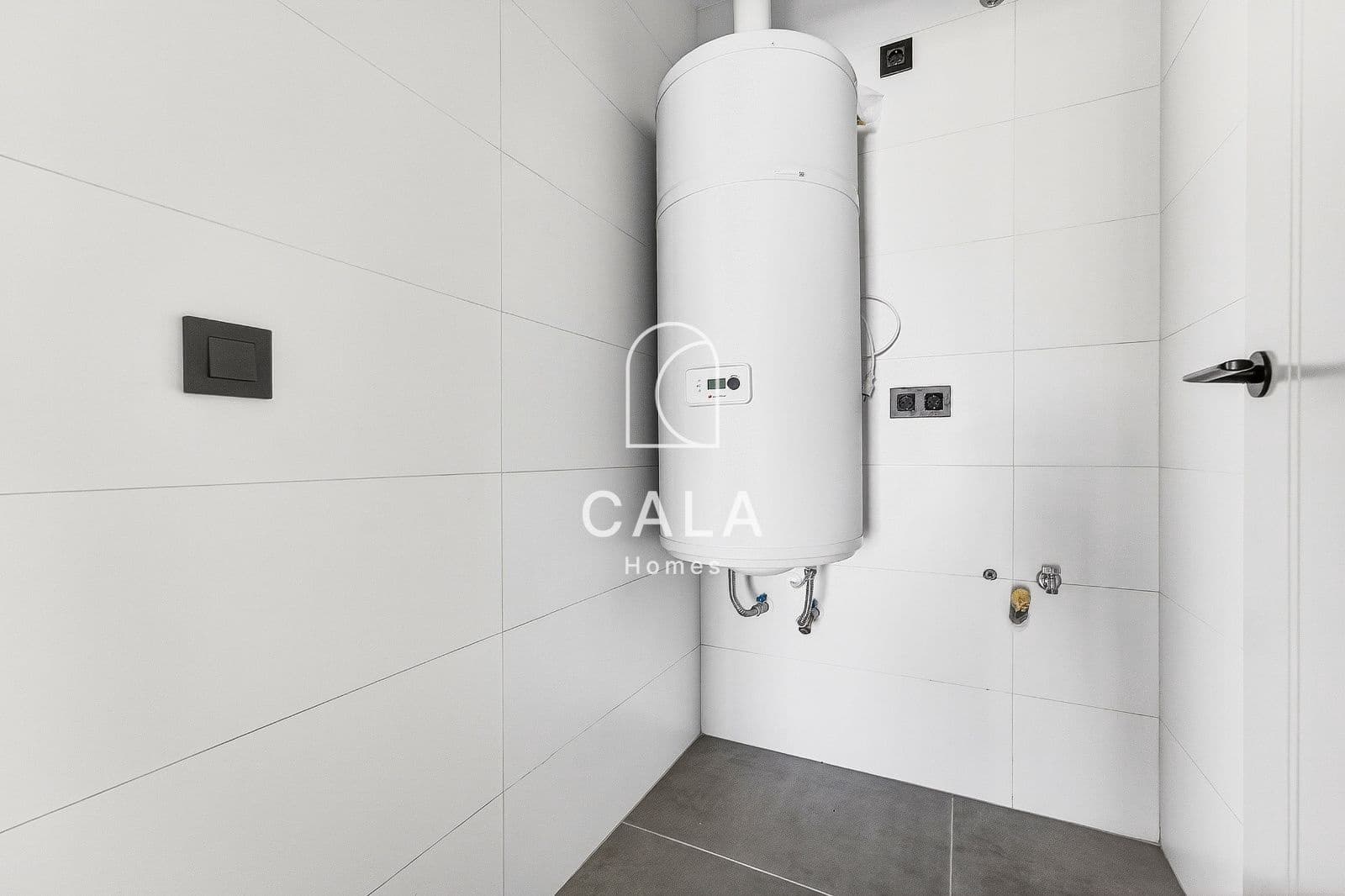 2 Zimmer Wohnung zu verkaufen in Costa Adeje mit Pool Garage - 619.000 € (Ref: 9146348)