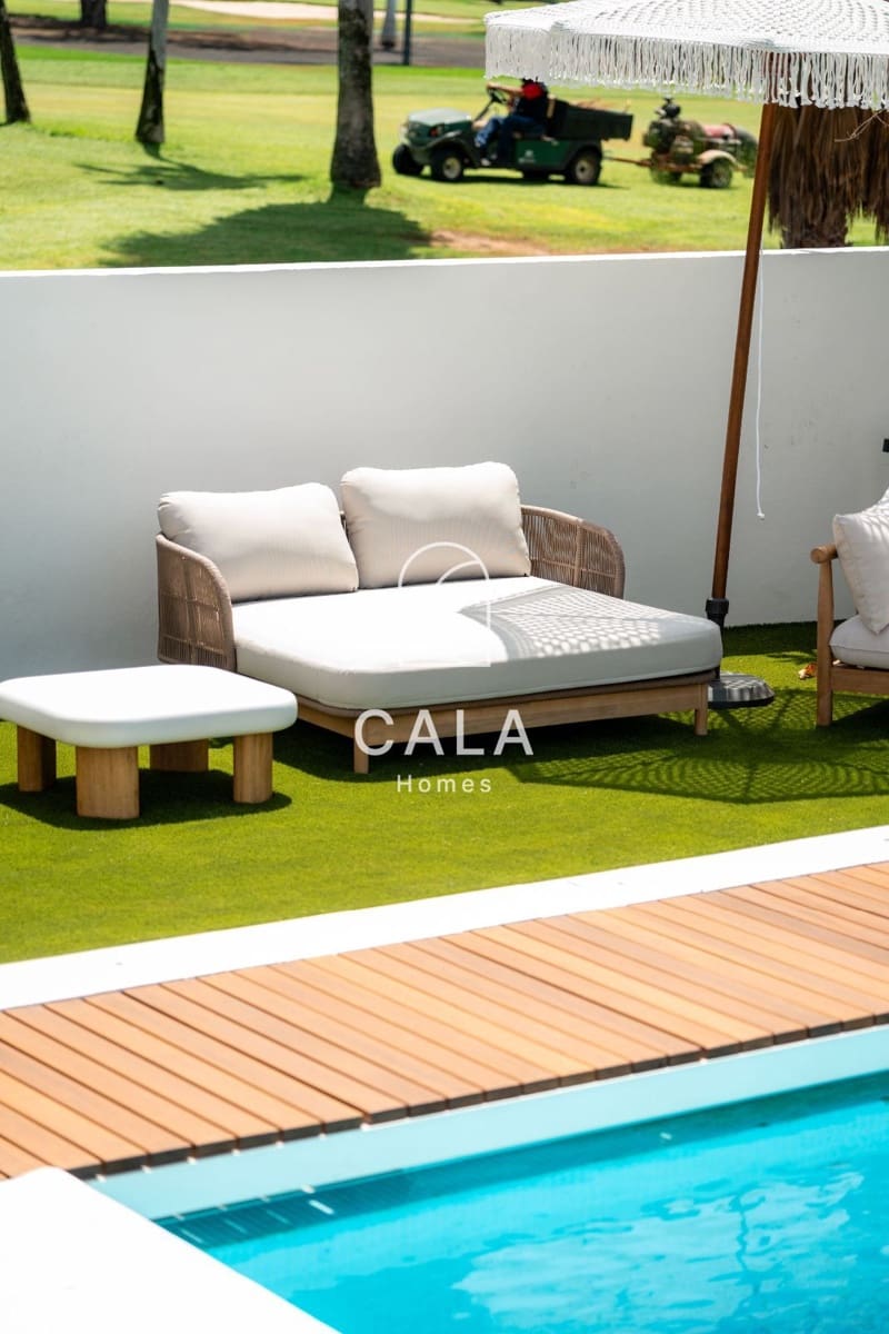 5 bedroom Villa for sale in Costa Adeje with pool garage - € 3,300,000 (Ref: 9146625)