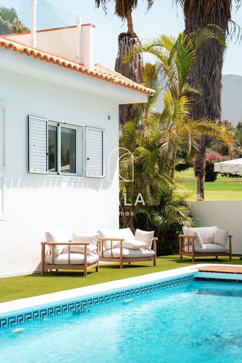 5 bedroom Villa for sale in Costa Adeje with pool garage - € 3,300,000 (Ref: 9146625)
