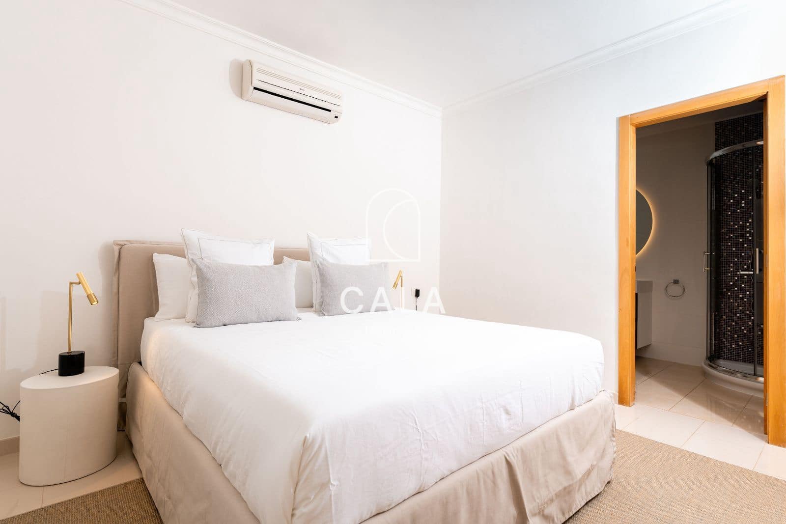 5 bedroom Villa for sale in Costa Adeje with pool garage - € 3,300,000 (Ref: 9146625)