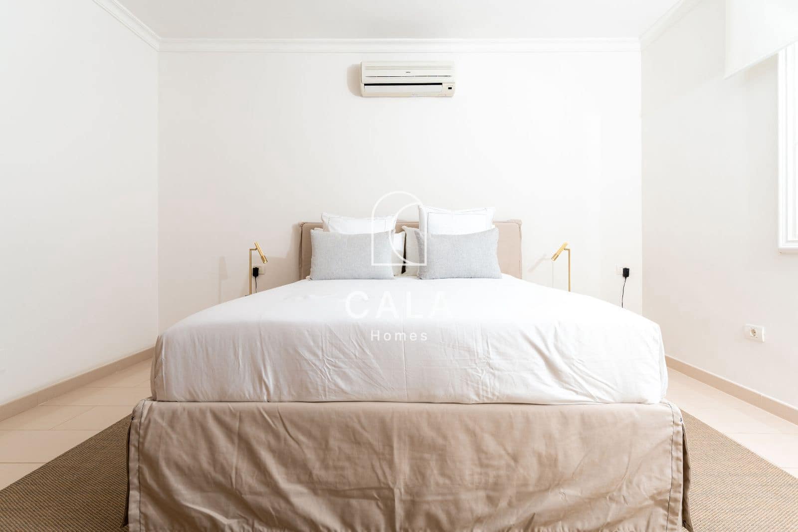 5 bedroom Villa for sale in Costa Adeje with pool garage - € 3,300,000 (Ref: 9146625)