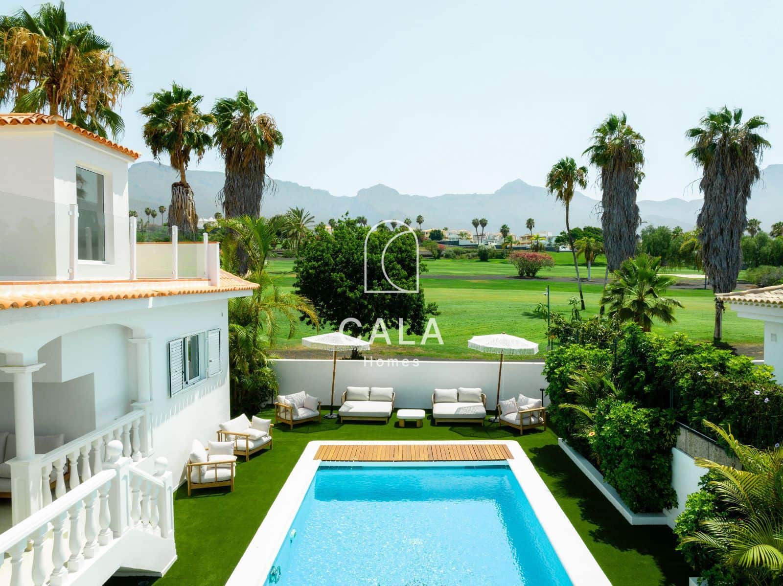 5 bedroom Villa for sale in Costa Adeje with pool garage - € 3,300,000 (Ref: 9146625)