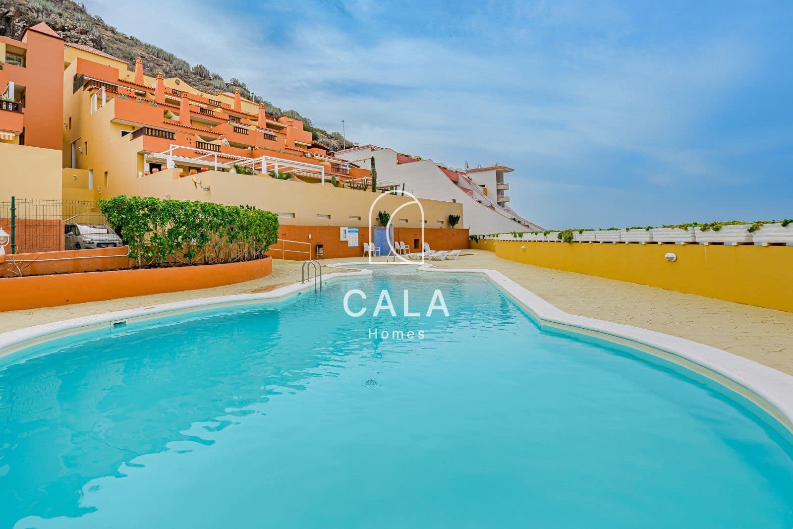 2 soveværelse Penthouse til salg i Roque del Conde med swimmingpool garage - € 429.000 (Ref: 9162856)