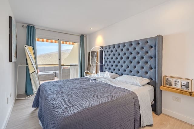 2 slaapkamer Penthouse te koop in Roque del Conde, Adeje met zwembad garage - € 429.000 (Ref: 9162856)