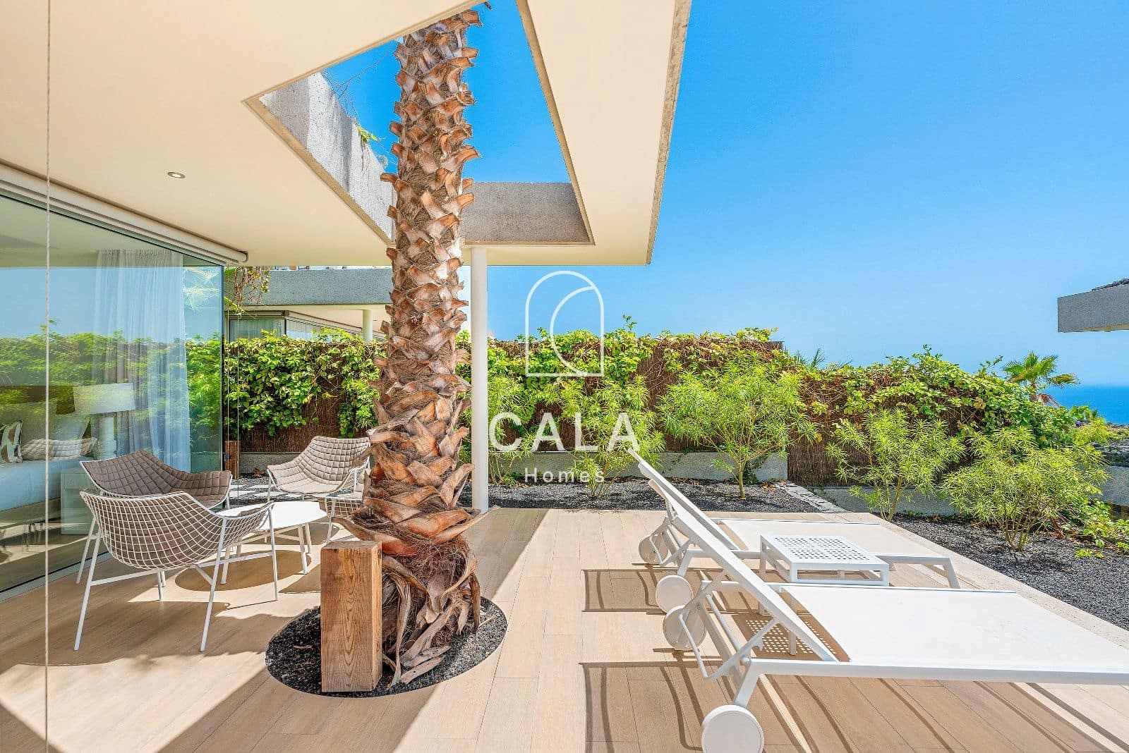 3 quarto Casa em Banda para venda em Guia de Isora com piscina garagem - 2 100 000 € (Ref: 9170403)