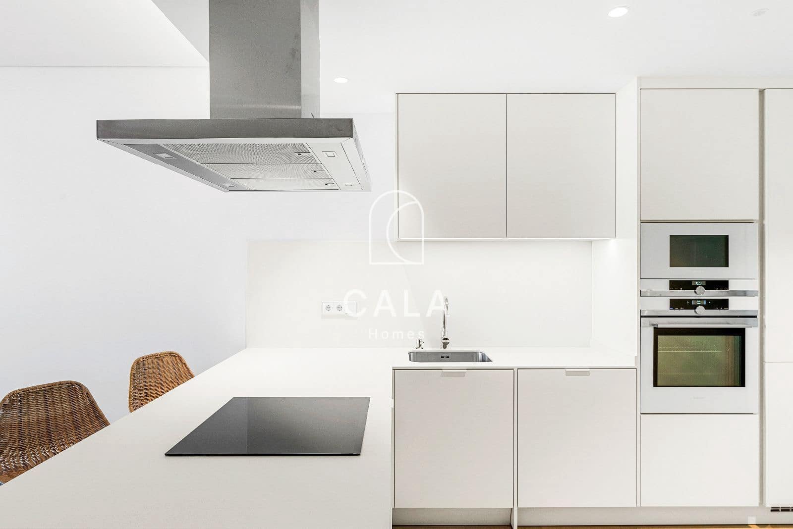 Piso de 2 habitaciones en Guía de Isora en venta con piscina garaje - 895.000 € (Ref: 9170582)