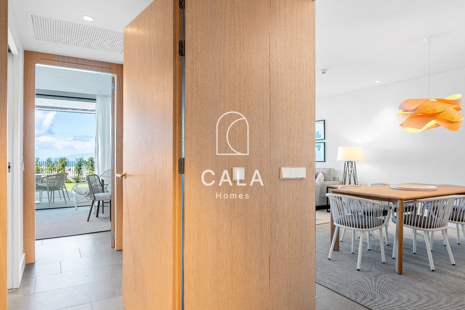 Piso de 2 habitaciones en Guía de Isora en venta con piscina garaje - 895.000 € (Ref: 9170582)