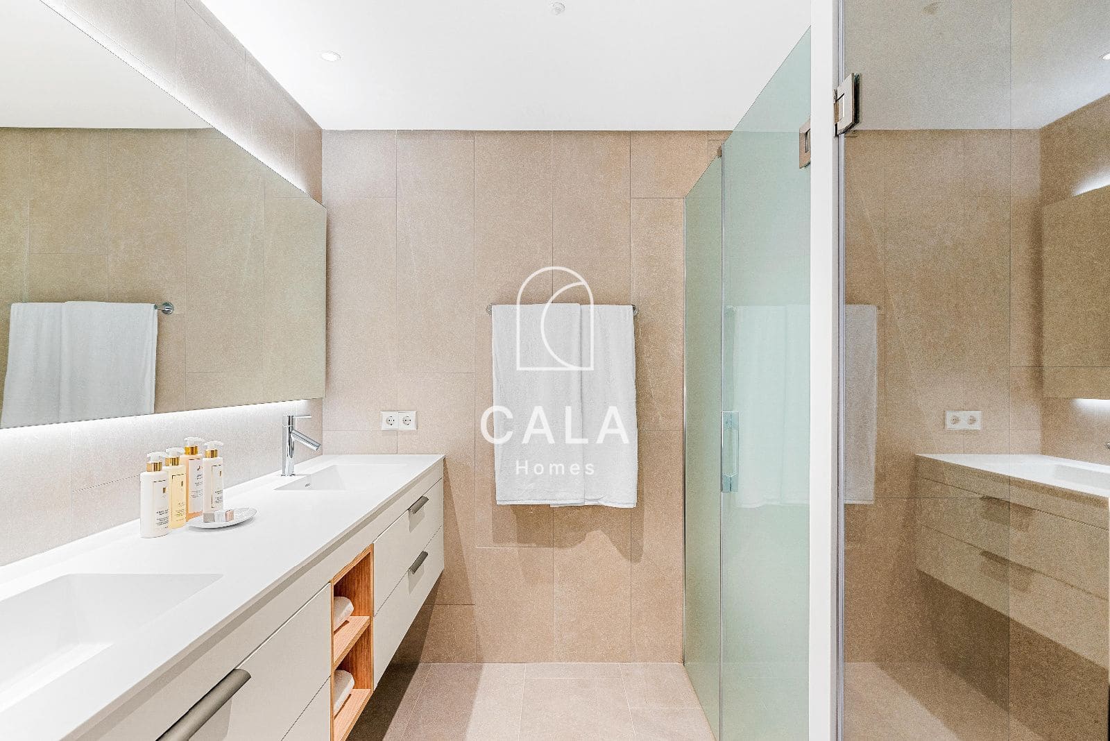 2 quarto Apartamento para venda em Guia de Isora com piscina garagem - 950 000 € (Ref: 9170583)