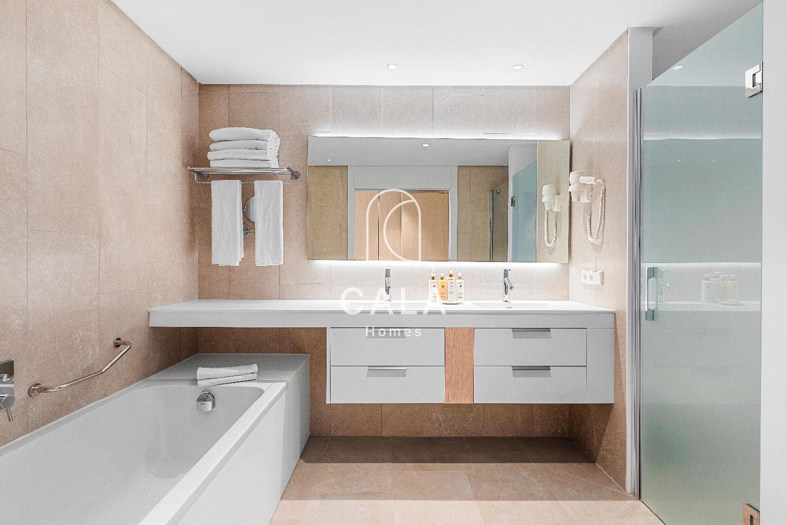 2 quarto Apartamento para venda em Guia de Isora com piscina garagem - 980 000 € (Ref: 9170584)