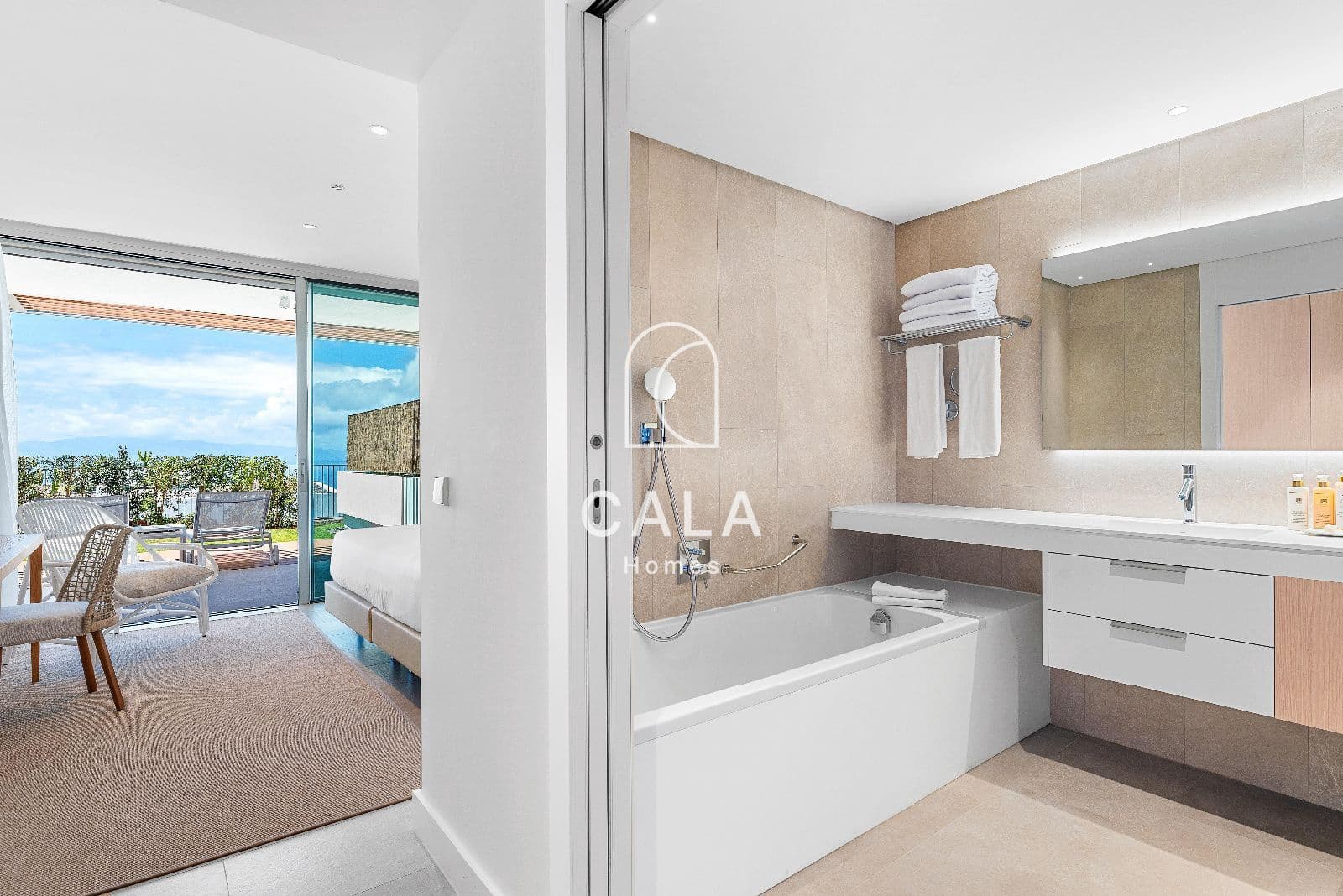 2 quarto Apartamento para venda em Guia de Isora com piscina garagem - 980 000 € (Ref: 9170584)