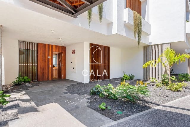 2 quarto Apartamento para venda em Guía de Isora com piscina garagem - 980 000 € (Ref: 9170584)