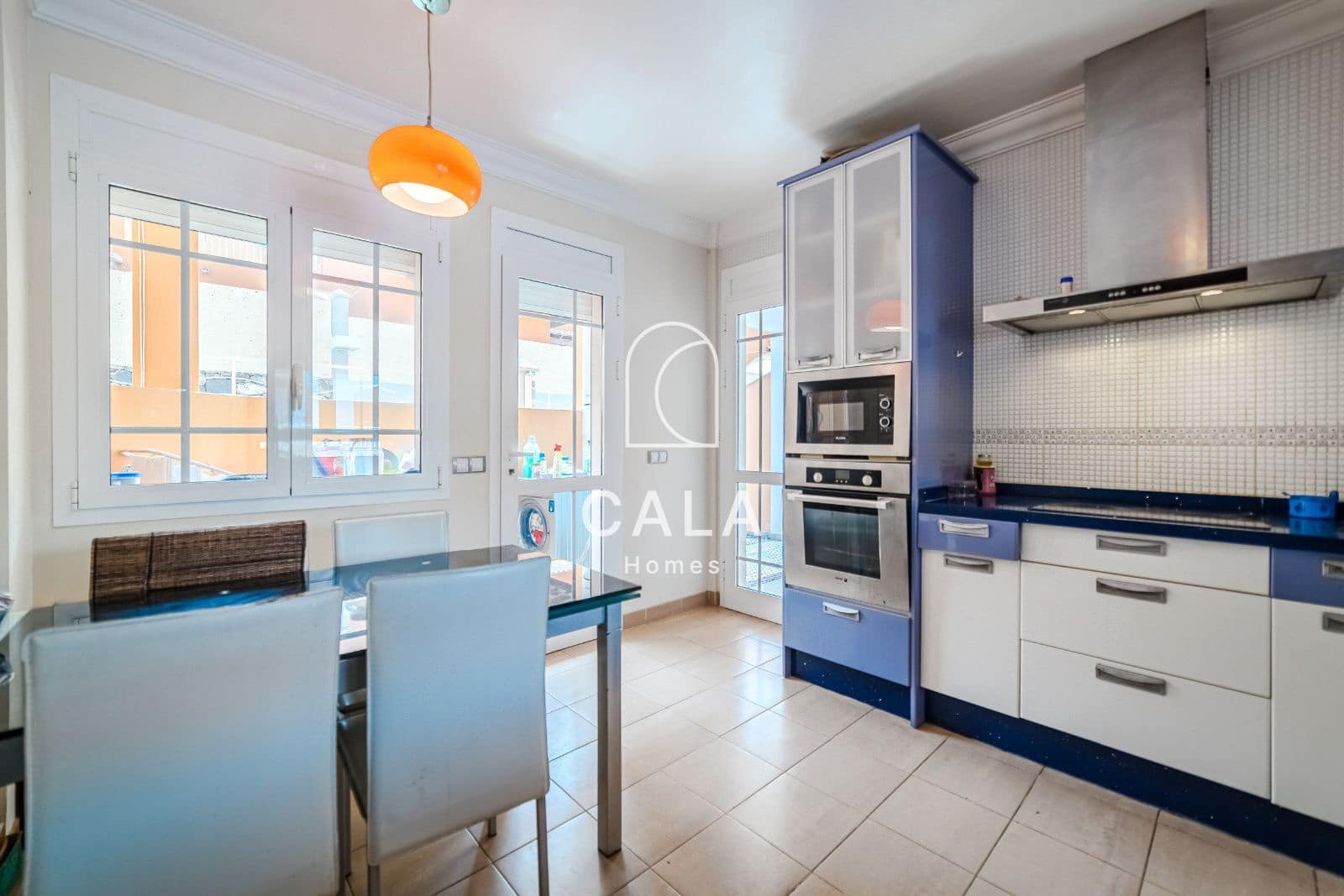 5 soveværelse Villa til salg i Los Cristianos med swimmingpool garage - € 1.030.000 (Ref: 9180699)