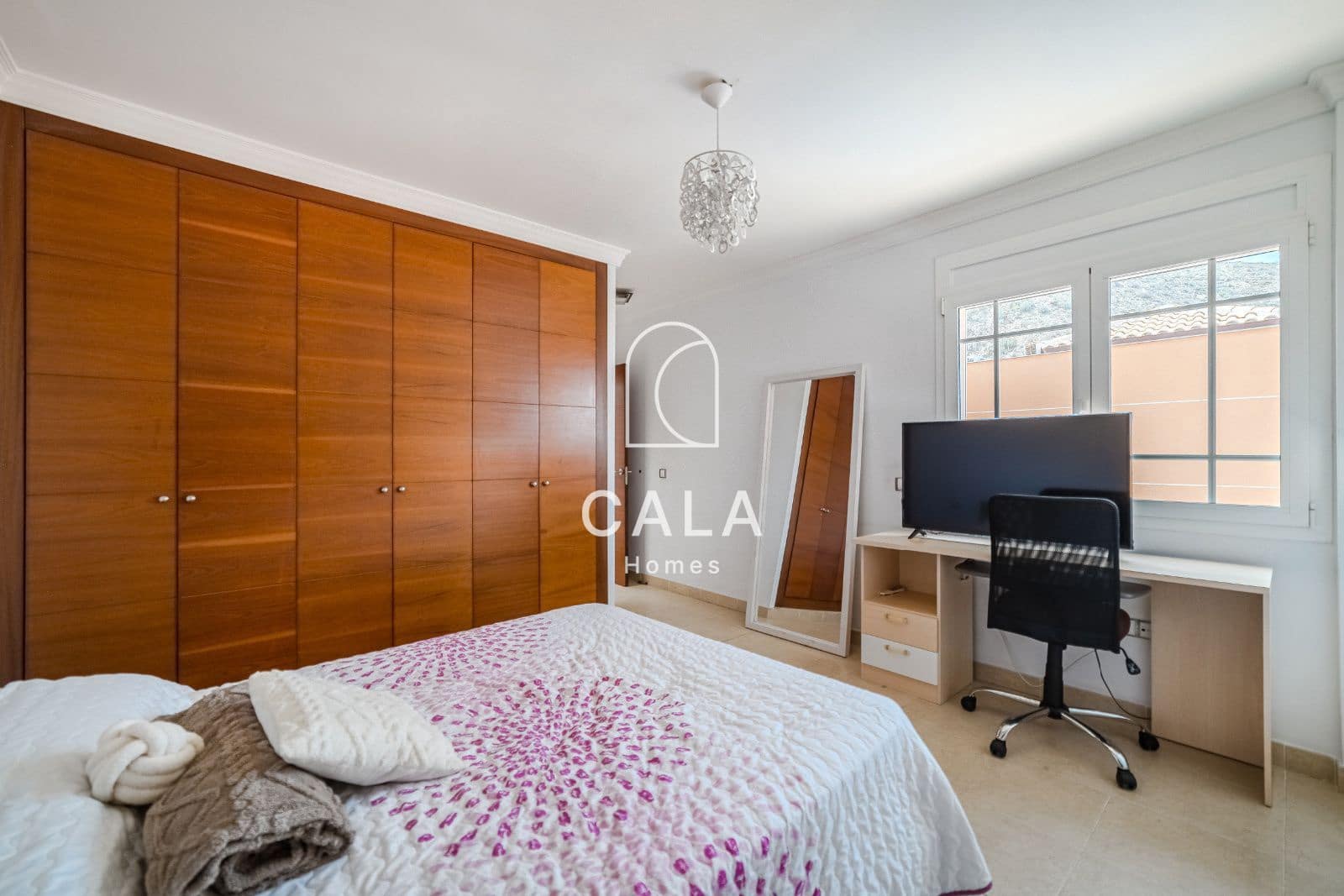 5 soveværelse Villa til salg i Los Cristianos med swimmingpool garage - € 1.030.000 (Ref: 9180699)