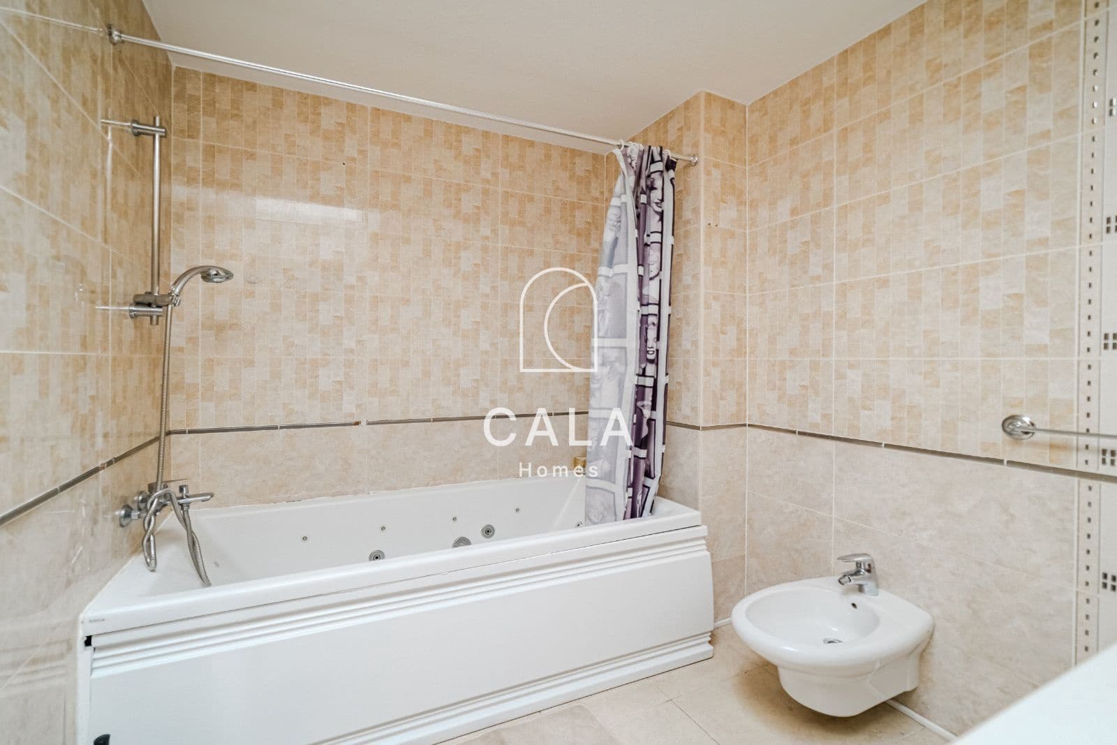 5 soveværelse Villa til salg i Los Cristianos med swimmingpool garage - € 1.030.000 (Ref: 9180699)