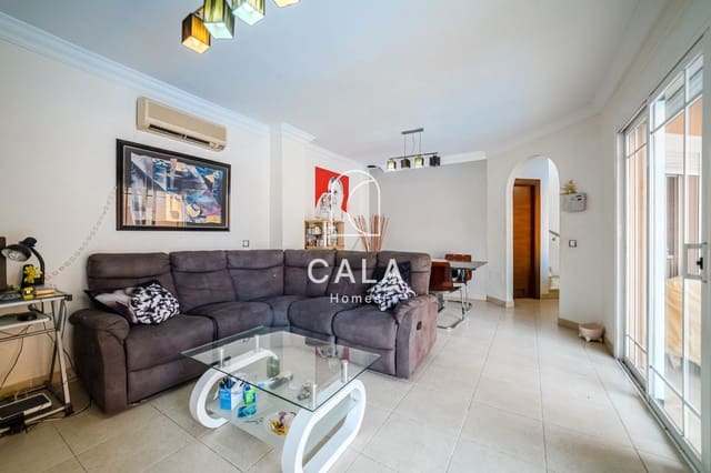 5 soveværelse Villa til salg i Los Cristianos, Arona med swimmingpool garage - € 1.030.000 (Ref: 9180699)