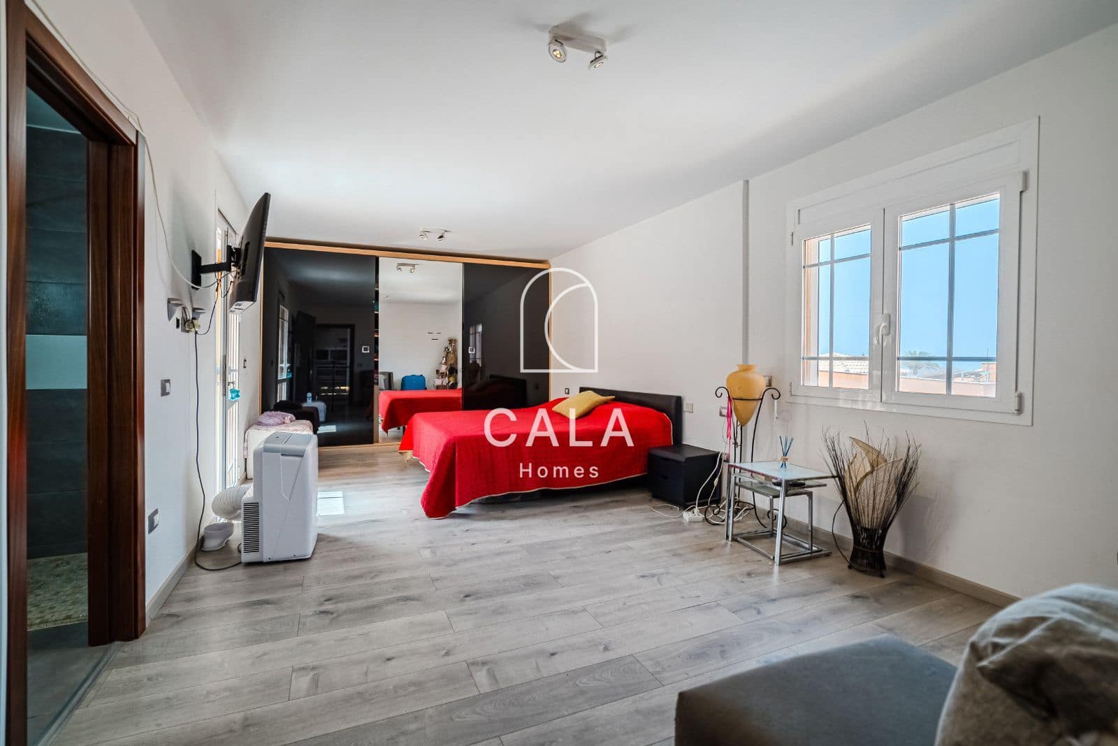 5 soveværelse Villa til salg i Los Cristianos med swimmingpool garage - € 1.030.000 (Ref: 9180699)