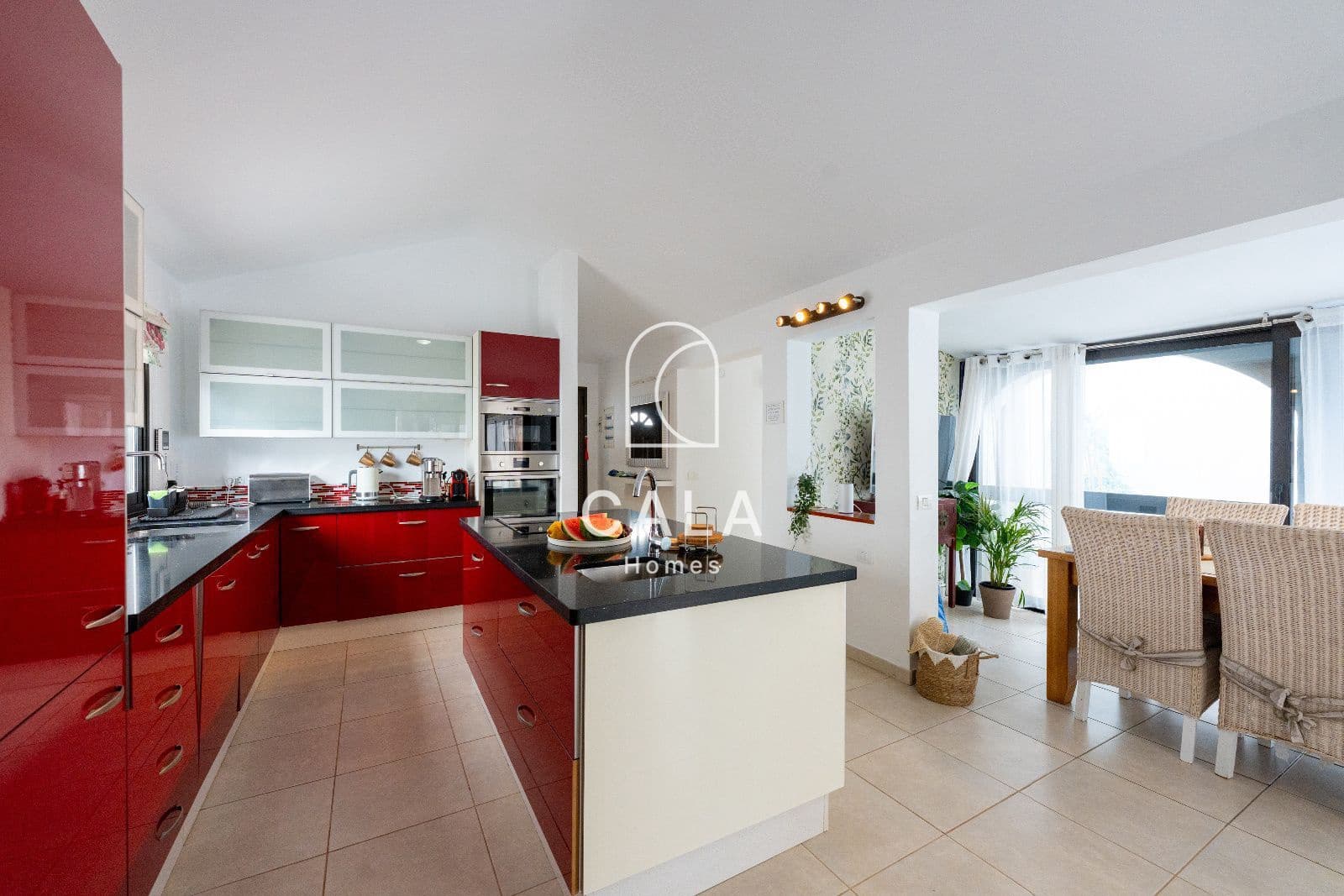 4 quarto Casa em Banda para venda em Amarilla Golf com piscina garagem - 1 100 000 € (Ref: 9190374)