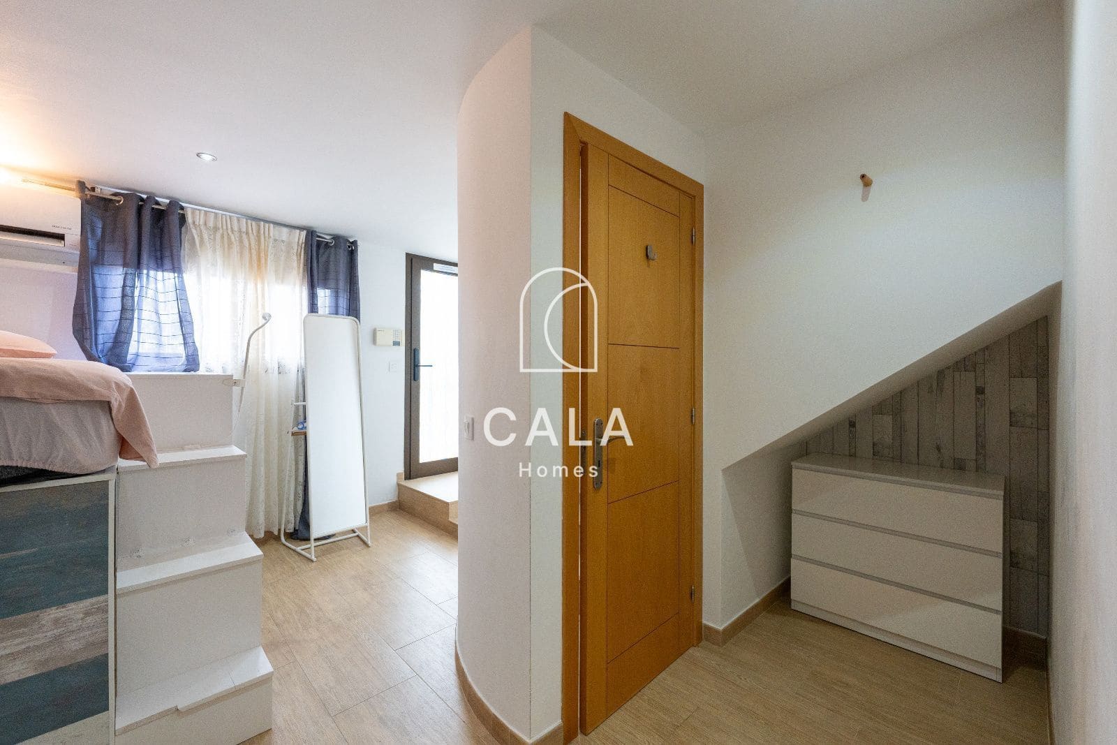 4 quarto Casa em Banda para venda em Amarilla Golf com piscina garagem - 1 100 000 € (Ref: 9190374)