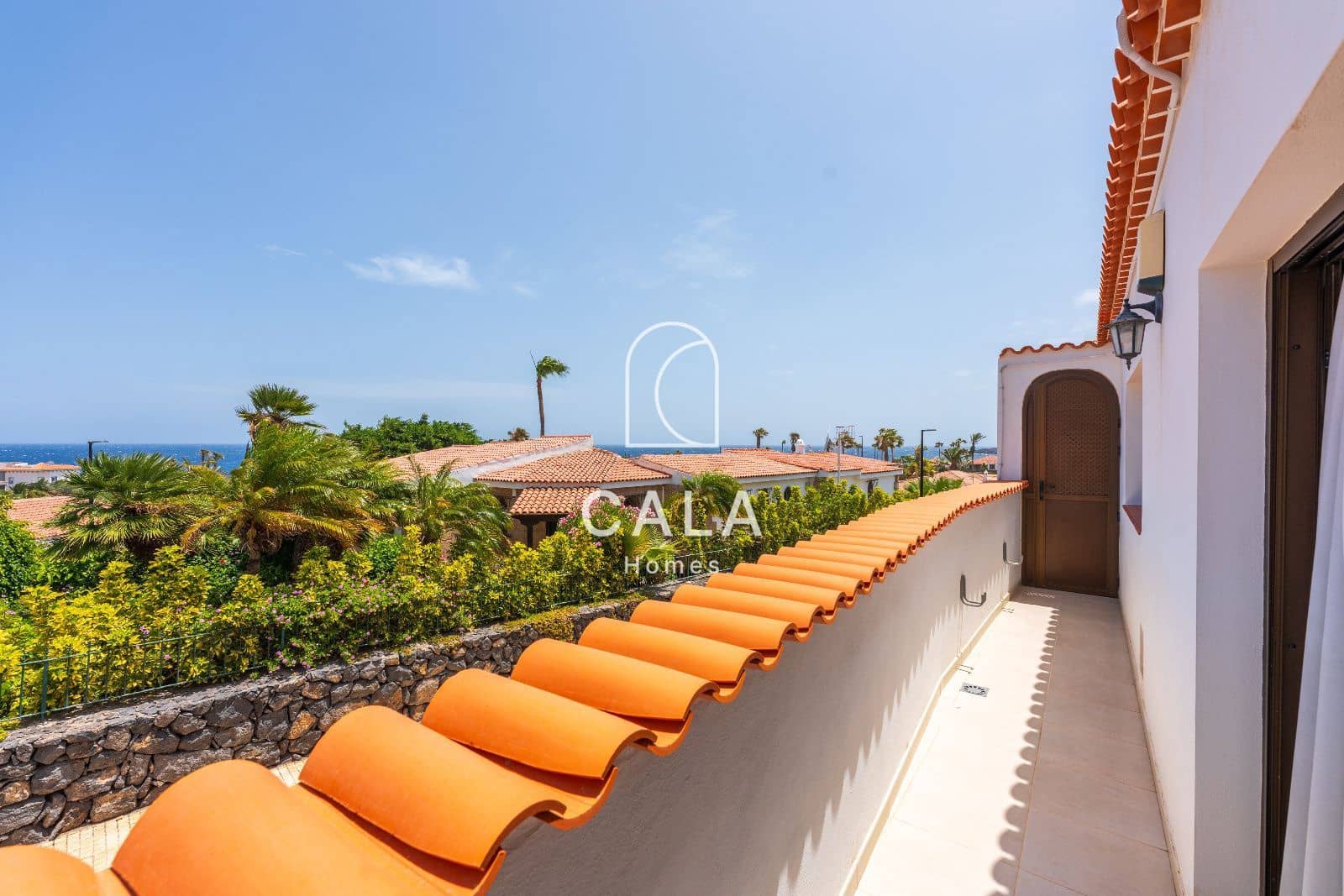 4 quarto Casa em Banda para venda em Amarilla Golf com piscina garagem - 1 100 000 € (Ref: 9190374)