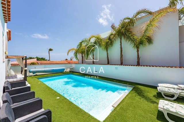 4 quarto Casa em Banda para venda em Amarilla Golf, San Miguel de Abona com piscina garagem - 1 100 000 € (Ref: 9190374)