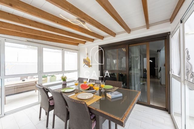 4 quarto Casa em Banda para venda em Amarilla Golf, San Miguel de Abona com piscina garagem - 1 100 000 € (Ref: 9190374)