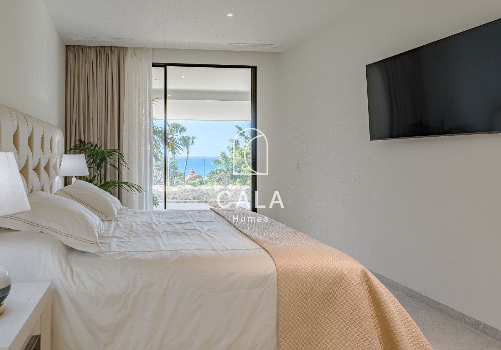 4 chambre Maison de Ville à vendre à Costa Adeje avec piscine garage - 4 000 000 € (Ref: 9195022)