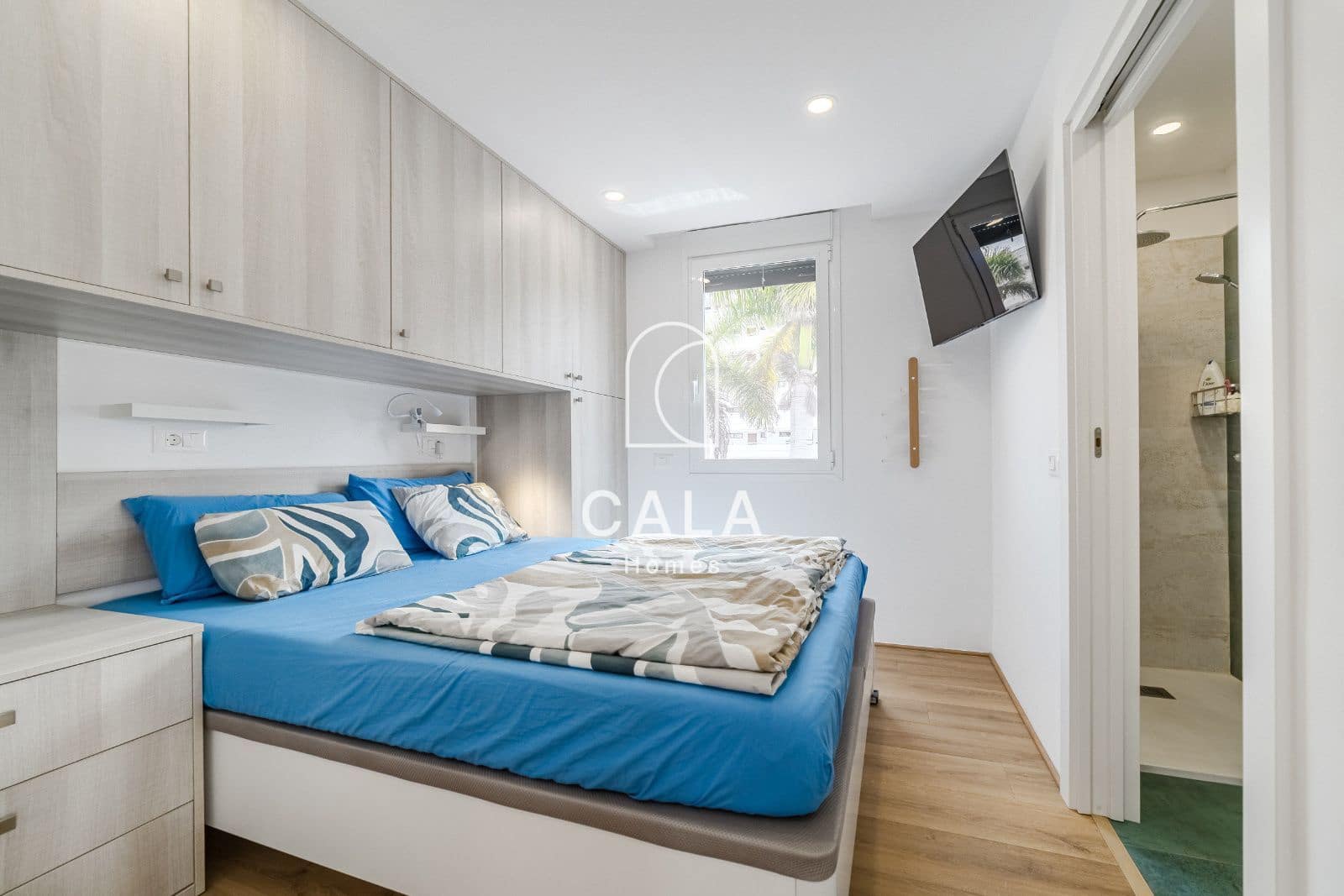 2 Zimmer Wohnung zu verkaufen in Playa de las Americas mit Pool Garage - 680.000 € (Ref: 9216000)