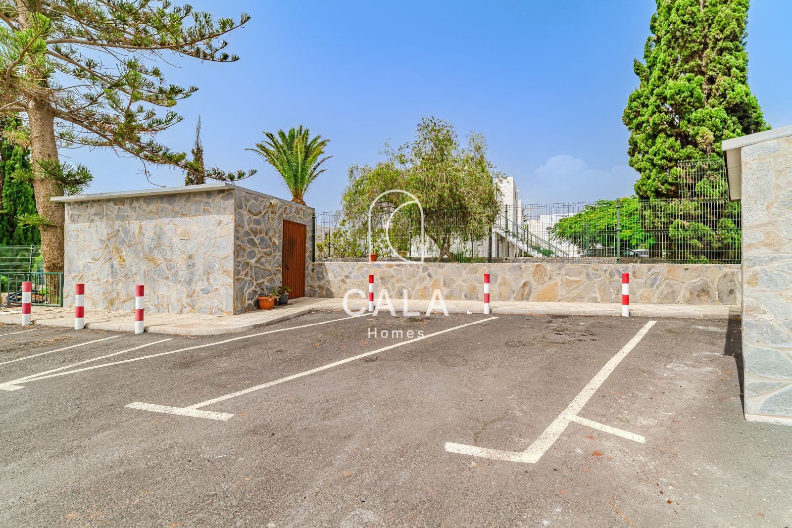 2 Zimmer Wohnung zu verkaufen in Playa de las Americas mit Pool Garage - 680.000 € (Ref: 9216000)