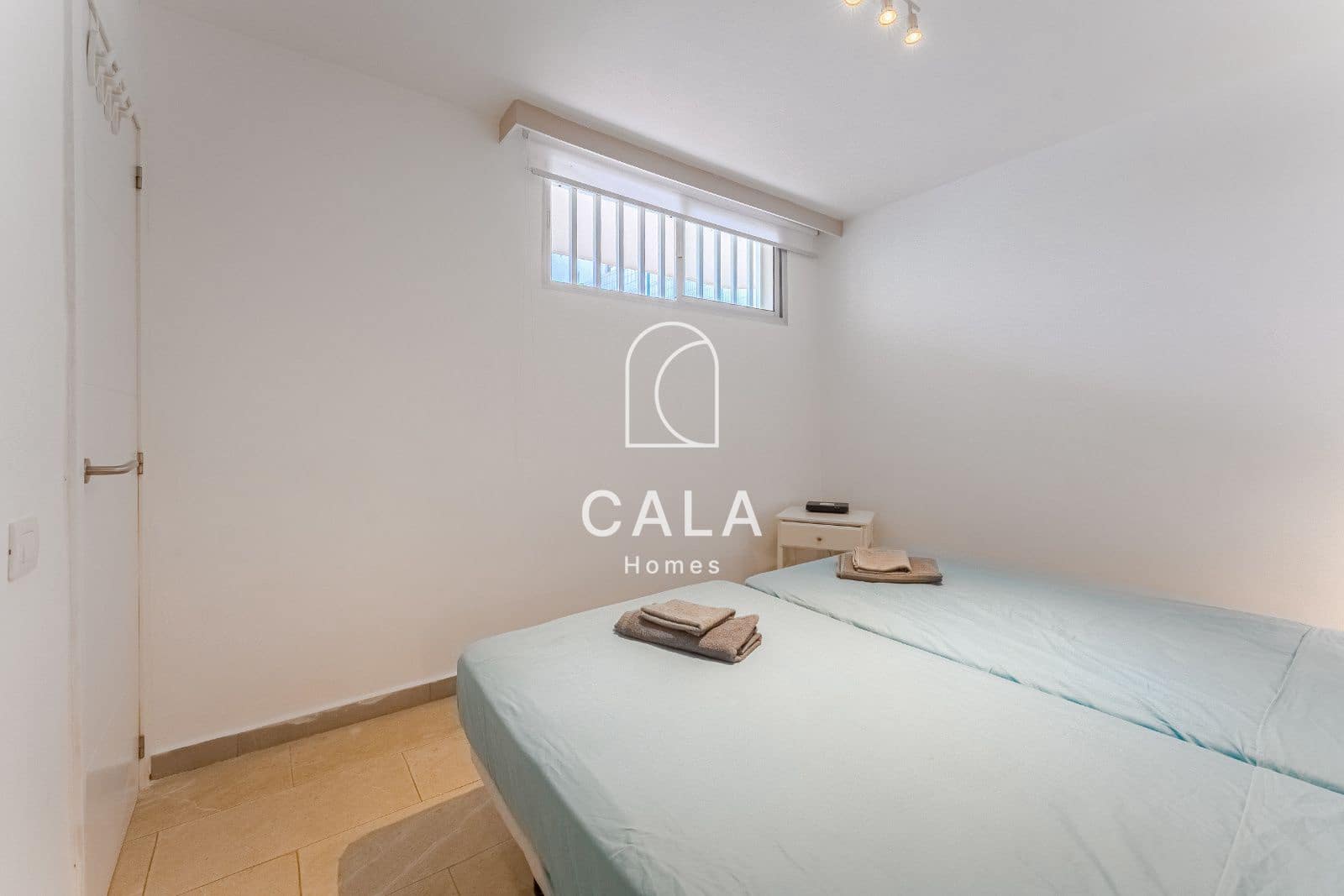 1 chambre Appartement à vendre à Costa Adeje avec piscine garage - 227 500 € (Ref: 9219195)