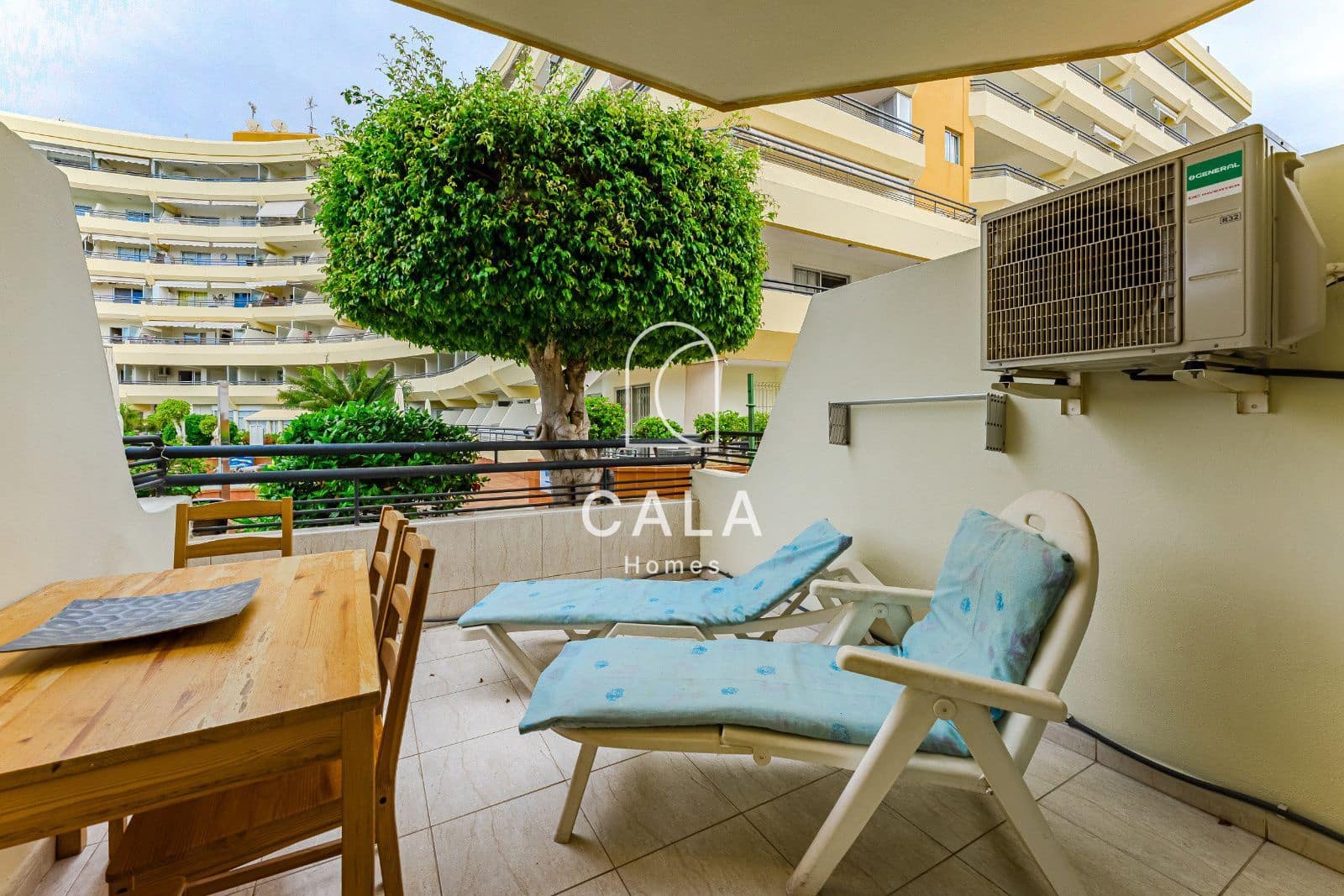 1 chambre Appartement à vendre à Costa Adeje avec piscine garage - 227 500 € (Ref: 9219195)