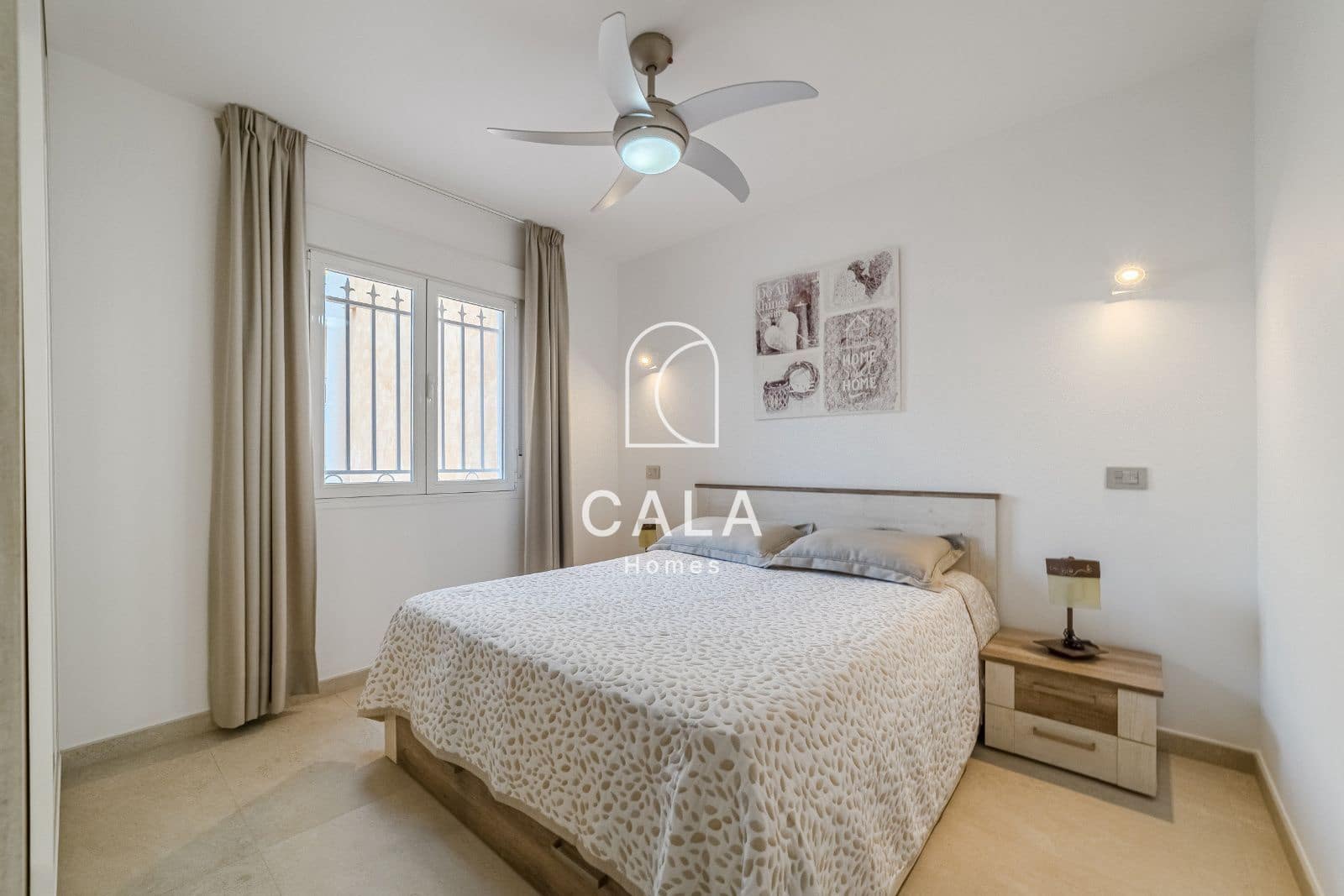 3 sypialnia Mieszkanie na sprzedaż w Los Cristianos z basenem garażem - 630 000 € (Ref: 9231362)