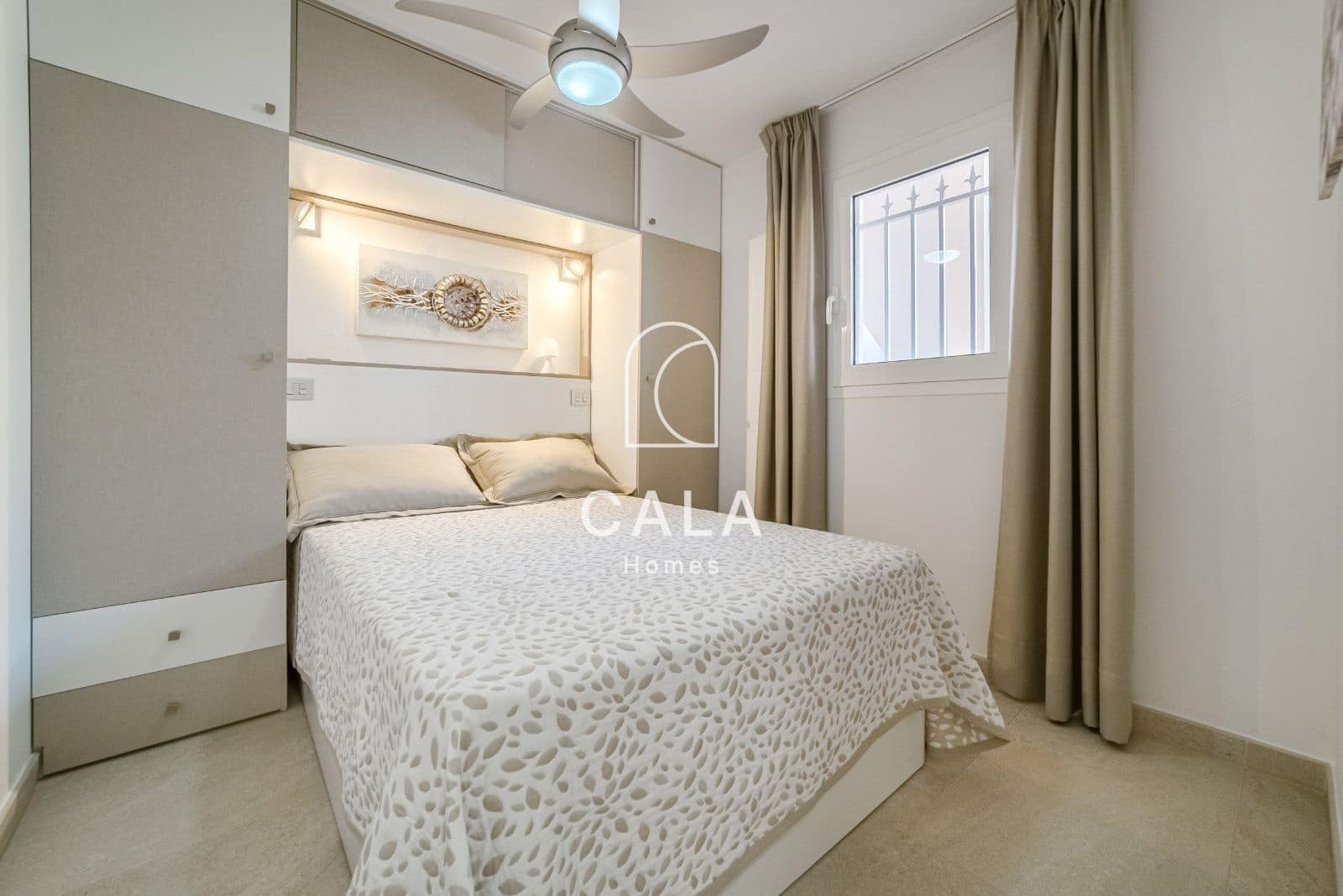 3 sypialnia Mieszkanie na sprzedaż w Los Cristianos z basenem garażem - 630 000 € (Ref: 9231362)