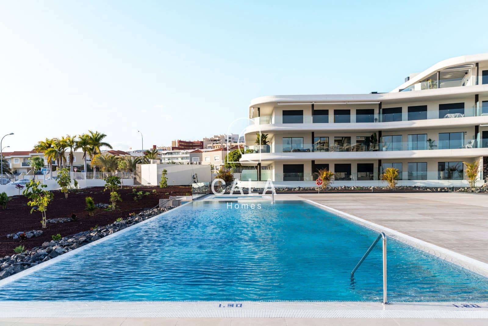 2 Zimmer Wohnung zu verkaufen in Fanabe mit Pool Garage - 690.000 € (Ref: 9242262)